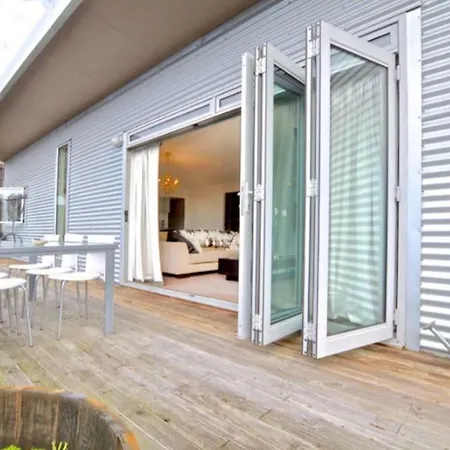 Treehouse Spa Escape - Private Spa Pool Queenstown Exterior photo