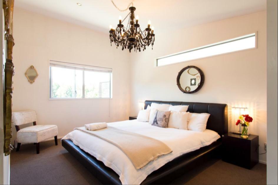 Treehouse Escape - Private Pool Holiday home Queenstown